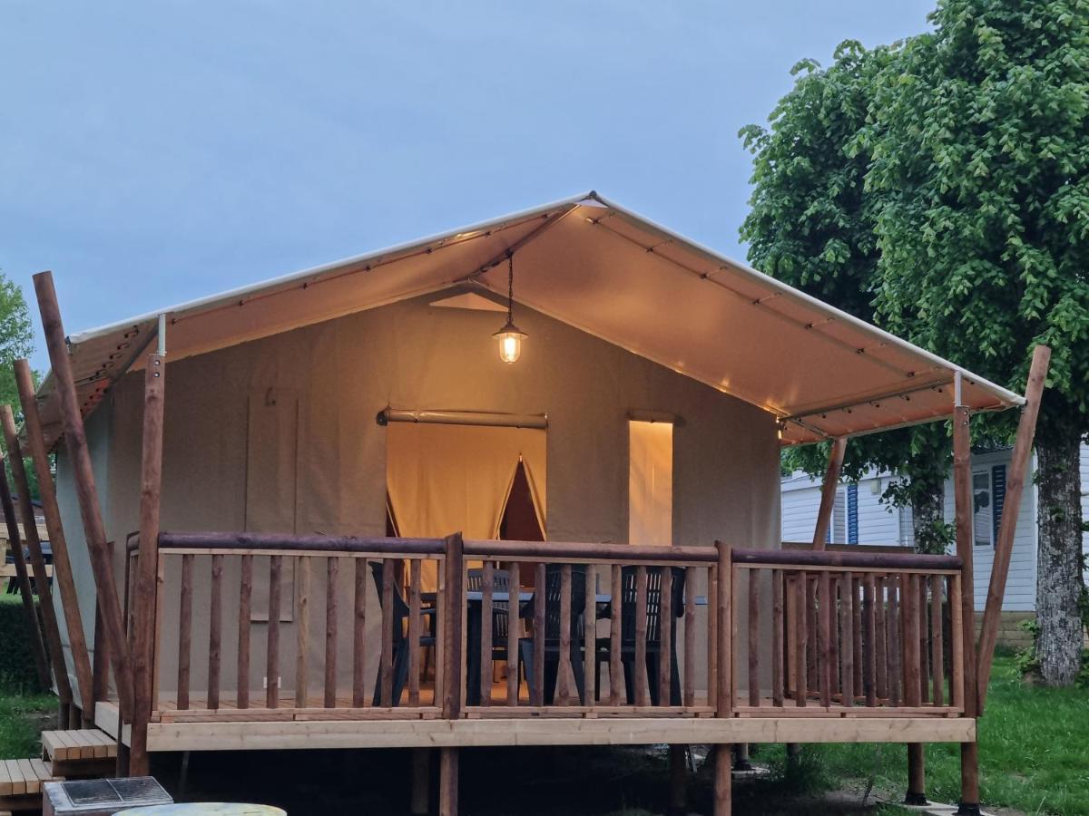 Bois Morin Camping Les Rives Du Lac מראה חיצוני תמונה