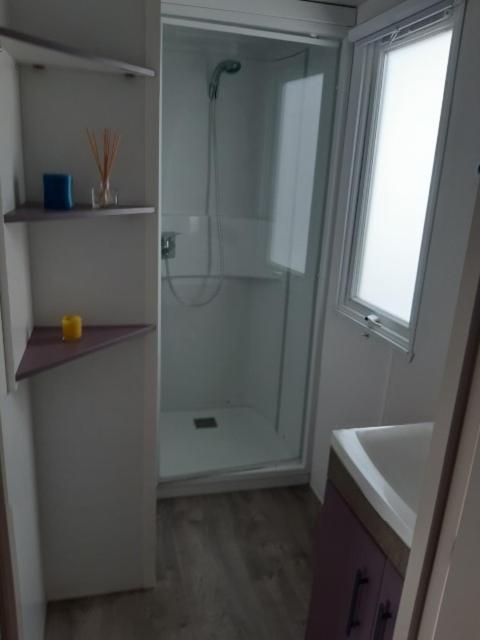 Bois Morin Camping Les Rives Du Lac מראה חיצוני תמונה